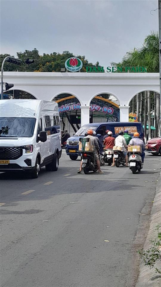 Hòa bình quận 11 khu vực hiếm nhà bán hiếm có 1 căn 30m2 giá thương lượng 5 tỷ thiện chí a lô