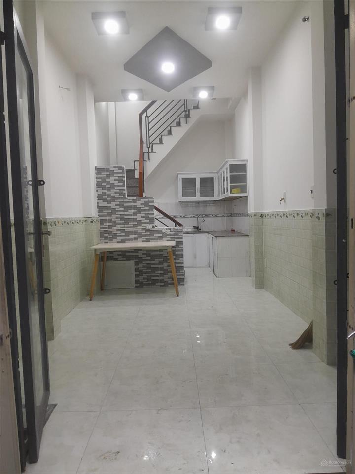 Bán nhà 22m2, giá tl 3,8 tỷ ở gò dầu, 2pn, 3wc, 4t, pháp lý đầy đủ không lộ giới không quy hoạch