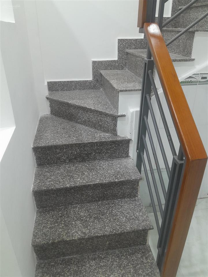 Bán nhà 22m2, giá tl 3,8 tỷ ở gò dầu, 2pn, 3wc, 4t, pháp lý đầy đủ không lộ giới không quy hoạch