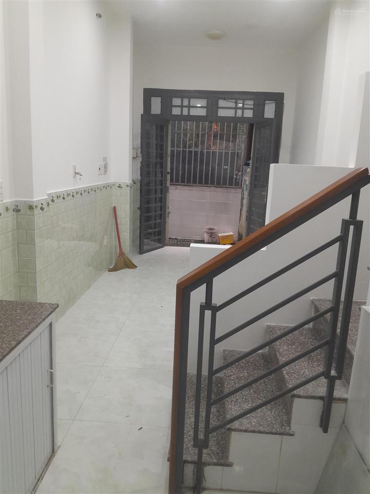 Bán nhà 22m2, giá tl 3,8 tỷ ở gò dầu, 2pn, 3wc, 4t, pháp lý đầy đủ không lộ giới không quy hoạch