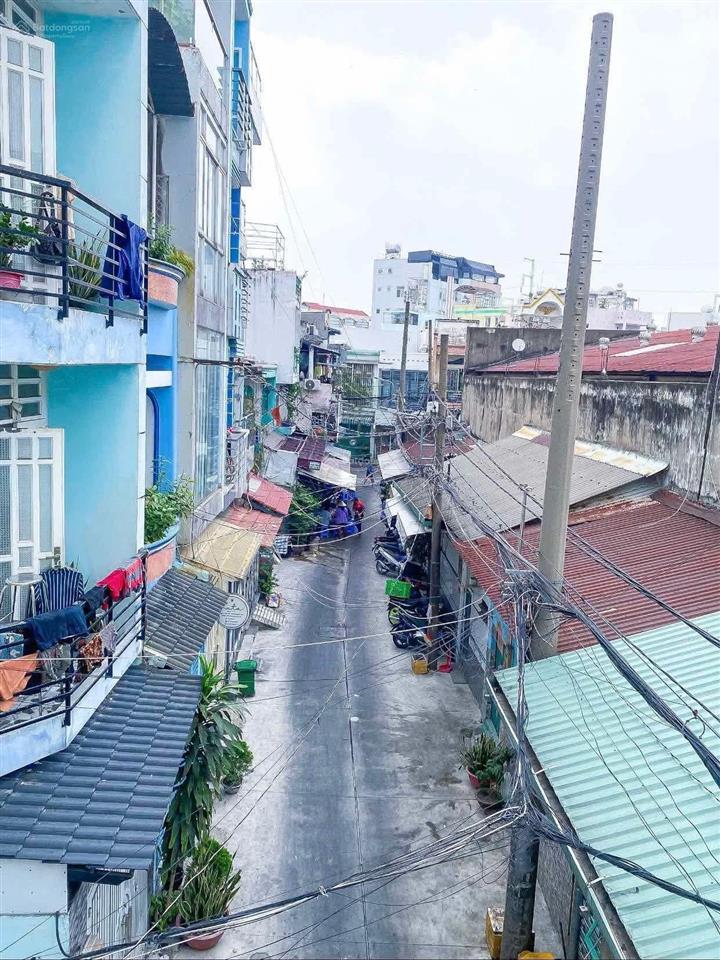 Bán nhà đẹp tại đội cung, hẻm xe hơi giá thương lượng 3,2 tỷ, 14.9m2, 2pn, 3wc, mặt tiền 5m