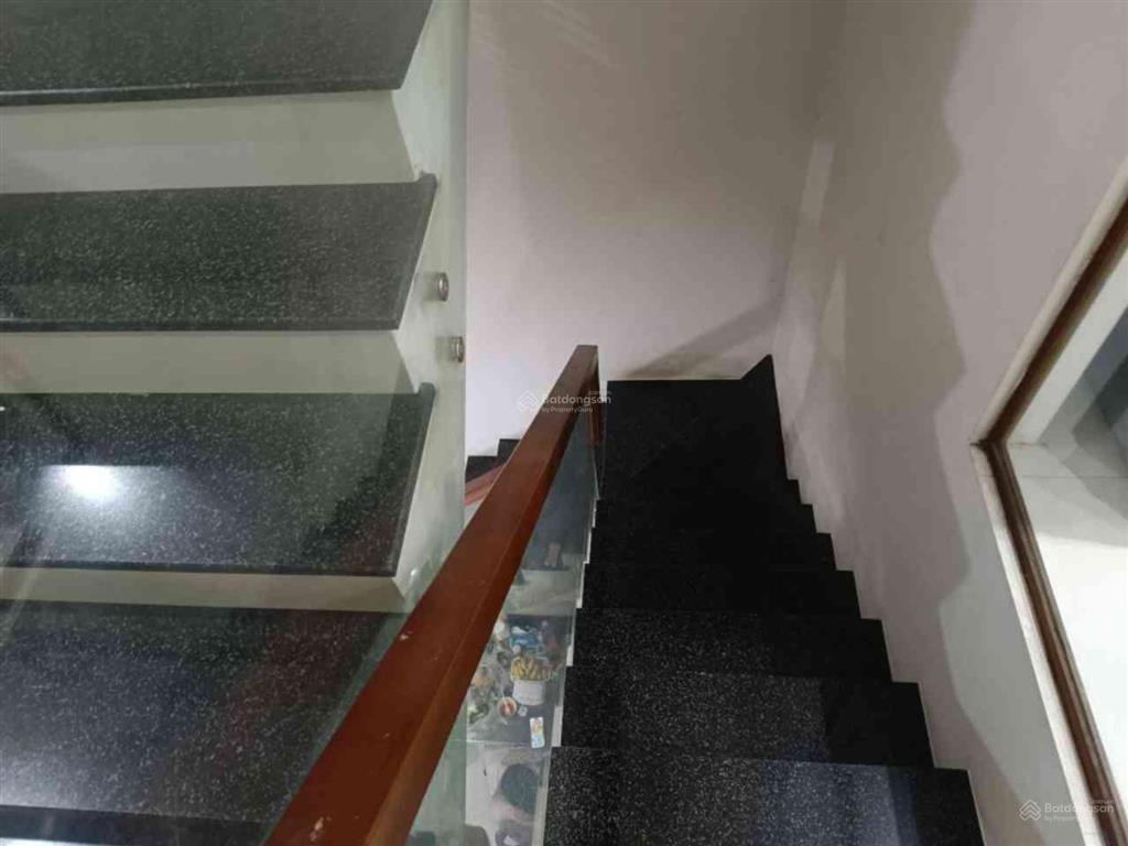 Bán nhà riêng quận 11 đường âu cơ