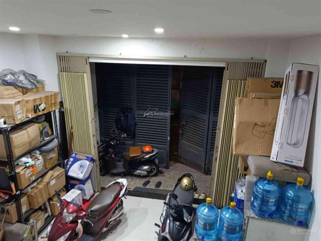 Bán nhà riêng quận 11 đường âu cơ