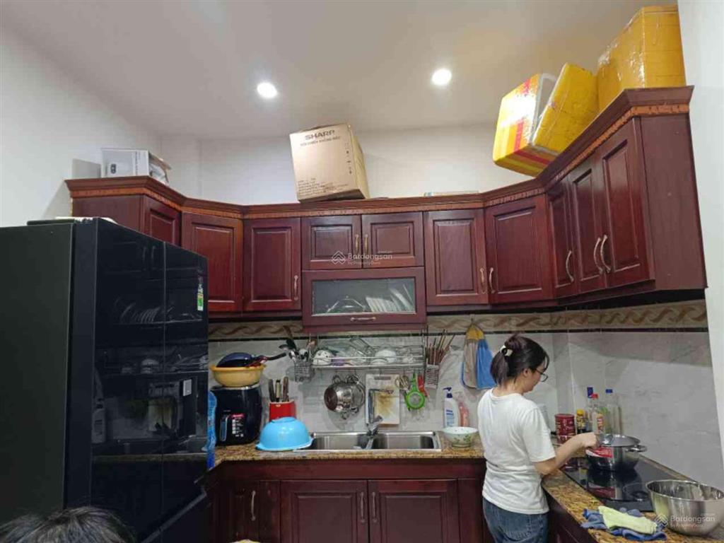 Bán nhà riêng quận 11 đường âu cơ