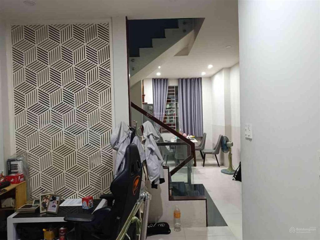 Bán nhà riêng quận 11 đường âu cơ
