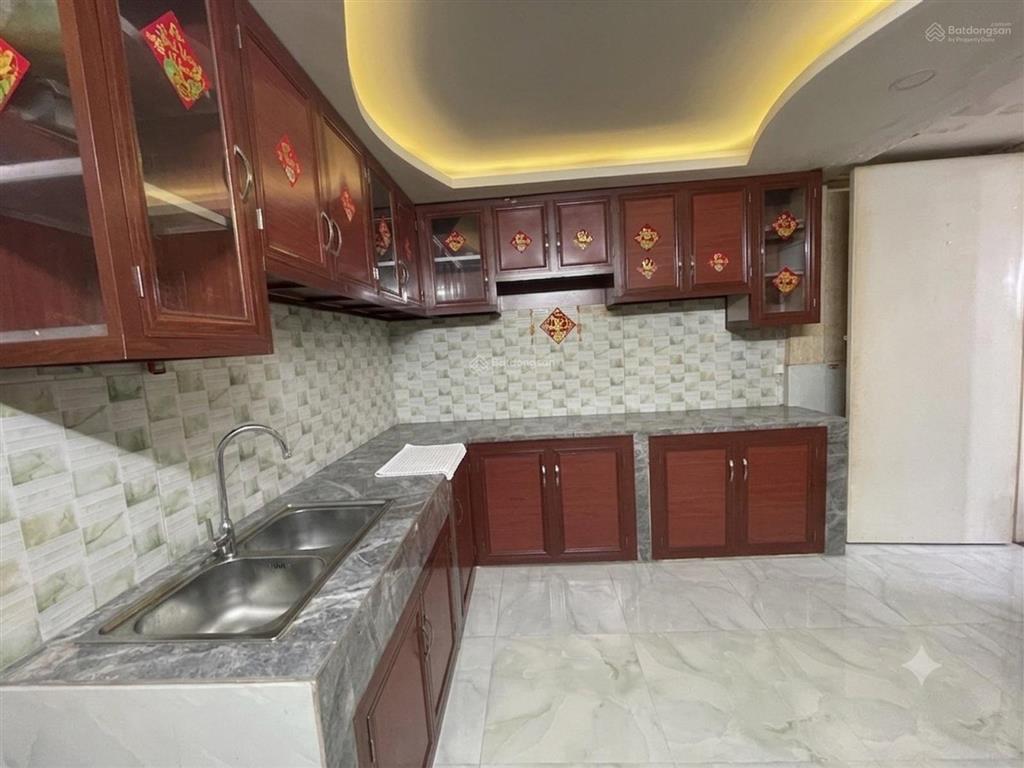 Bán nhà quận 6 diện tích 64,3 m2 thông thoáng trước sau, mặt trước đối diện công viên thông thoáng