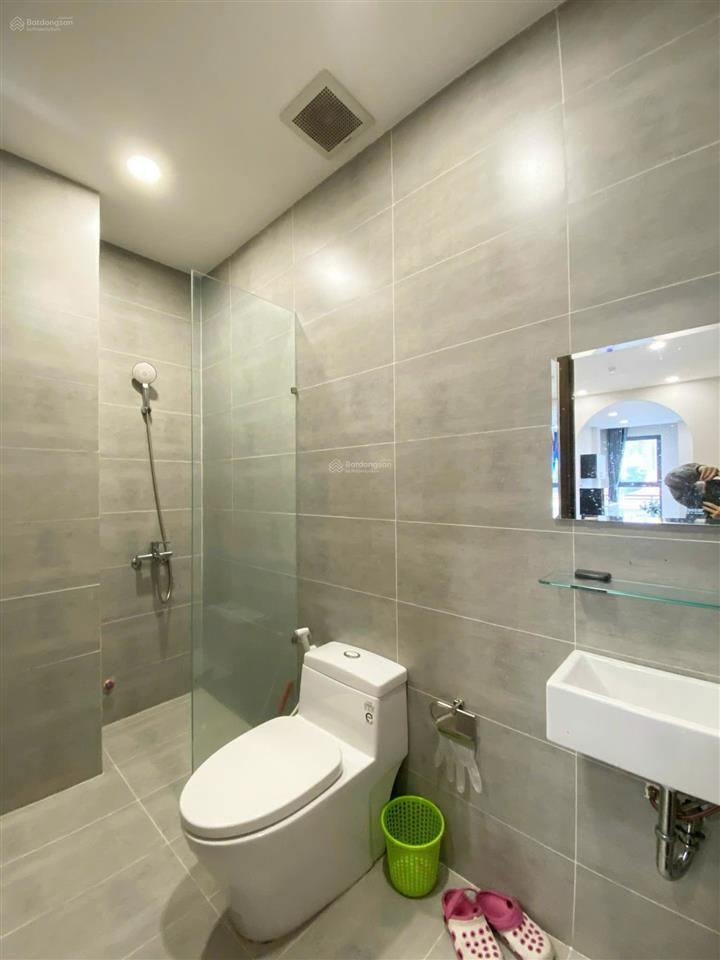 Cho thuê căn hộ 1pn cửa sổ to full nội thất ở đảo kim cương gần sala thủ thiêm bason nhận pet  mới