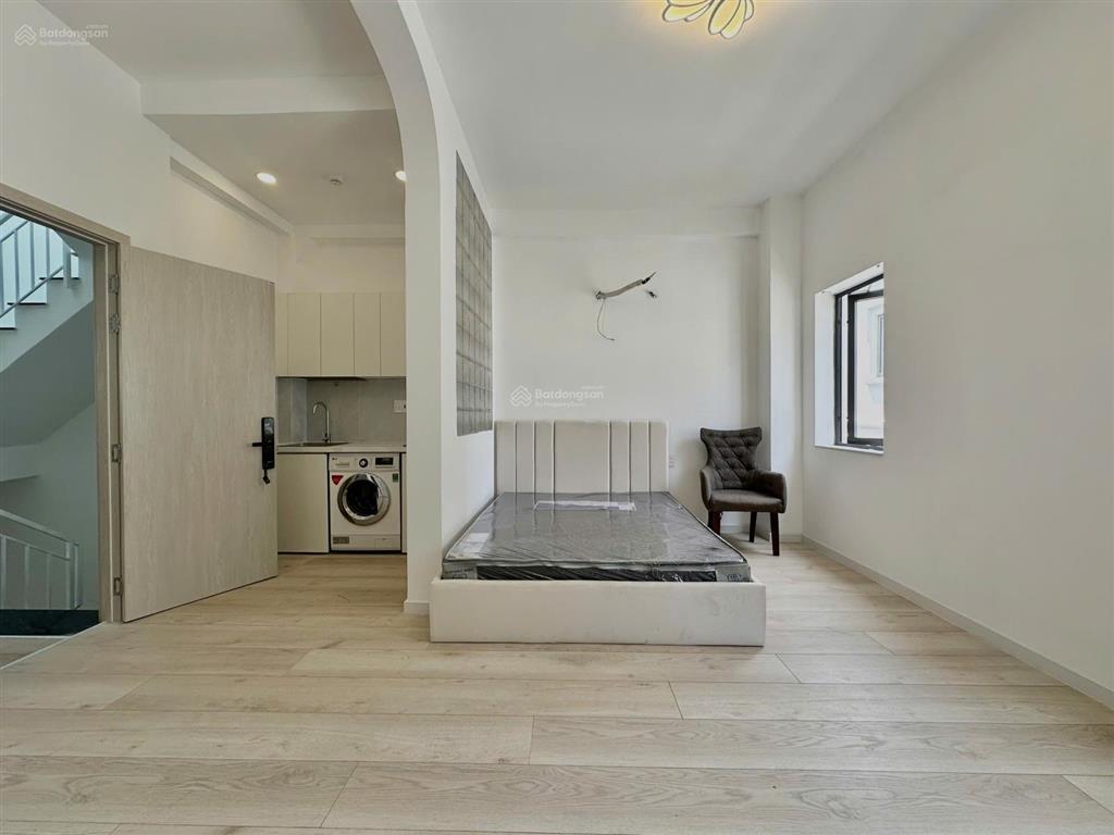 Cho thuê căn hộ tách bếp full nt mới gần nút giao an phú ở lake view city  đậu được oto  nhận pet