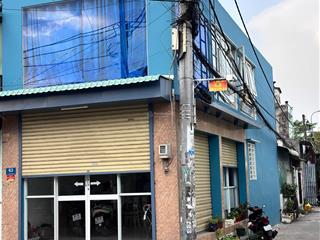 Nhà 2 mặt tiền đường lớn và hẻm bên hông rộng đẹp. dân cư hiền hòa chân thật