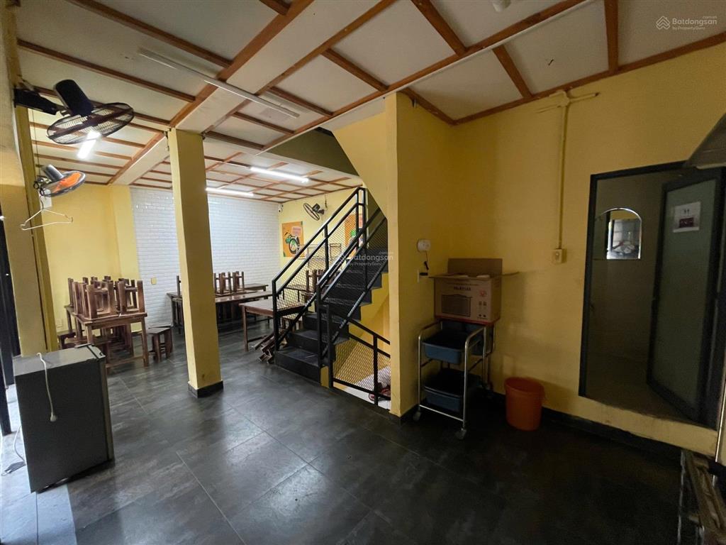 Nhà mặt tiền cho thuê nguyên căn