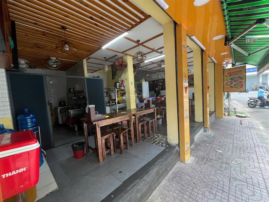 Nhà mặt tiền cho thuê nguyên căn