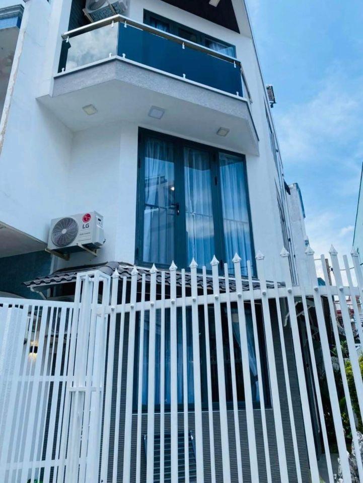 TIN CHÍNH CHỦ - BÁN NHÀ Q11 NGAY CV ĐẦM SEN – 65.2M2 - SHR - 6.05 TỶ. LH:0812946629