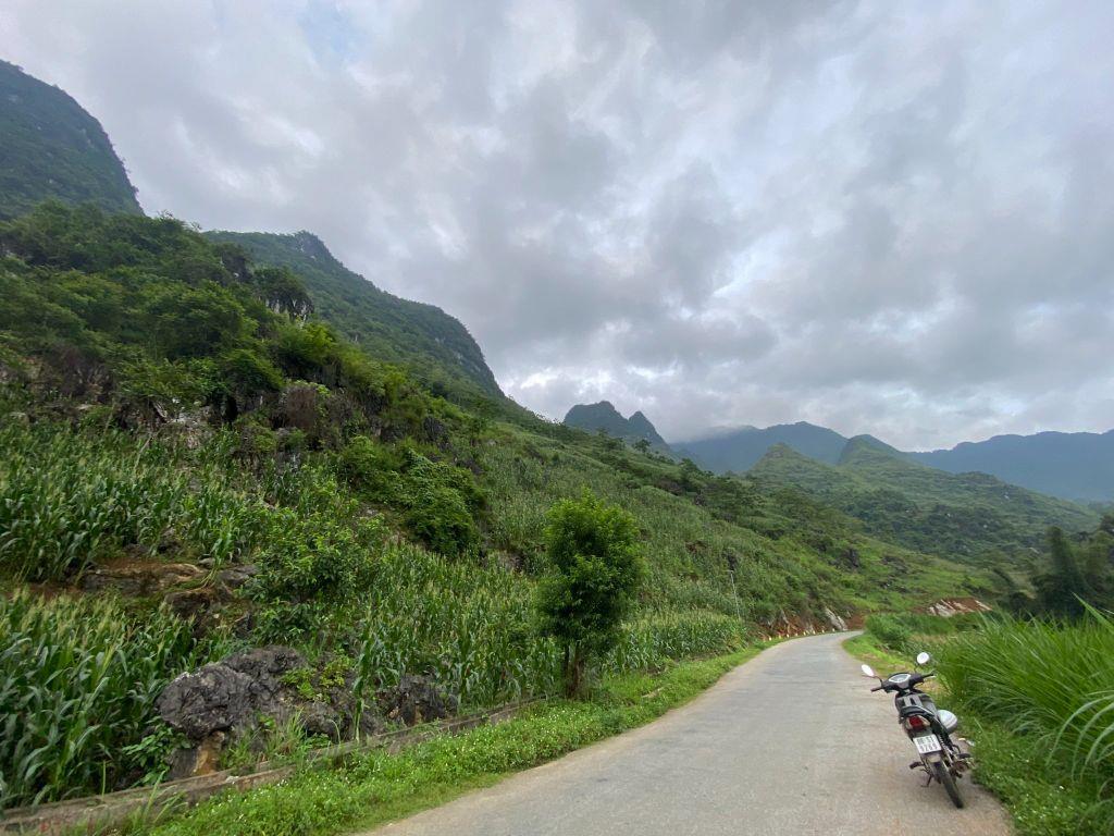 ĐẤT ĐẸP LÀM NHÀ HÀNG, KHÁCH SẠN, KHU DU LỊCH TẠI HÀ GIANG – 3800M2 - 2.8 TỶ. LH:0985836678.