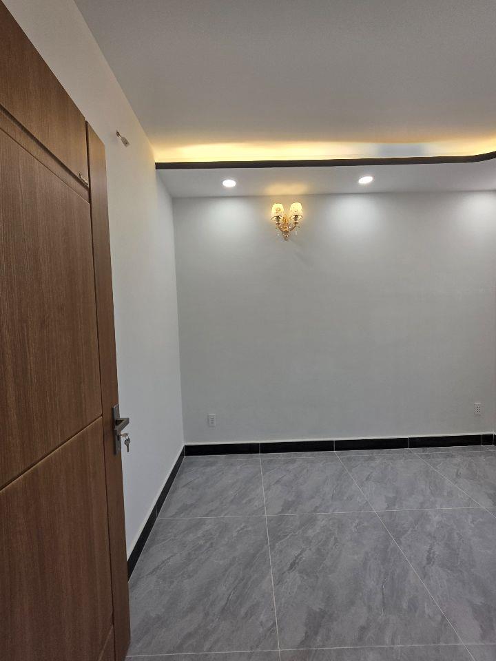 CHÍNH CHỦ CẦN BÁN NHÀ MẶT TIỀN 80M² TÂN XUÂN, SHR , 5.2 TỶ. LH:0909635789.