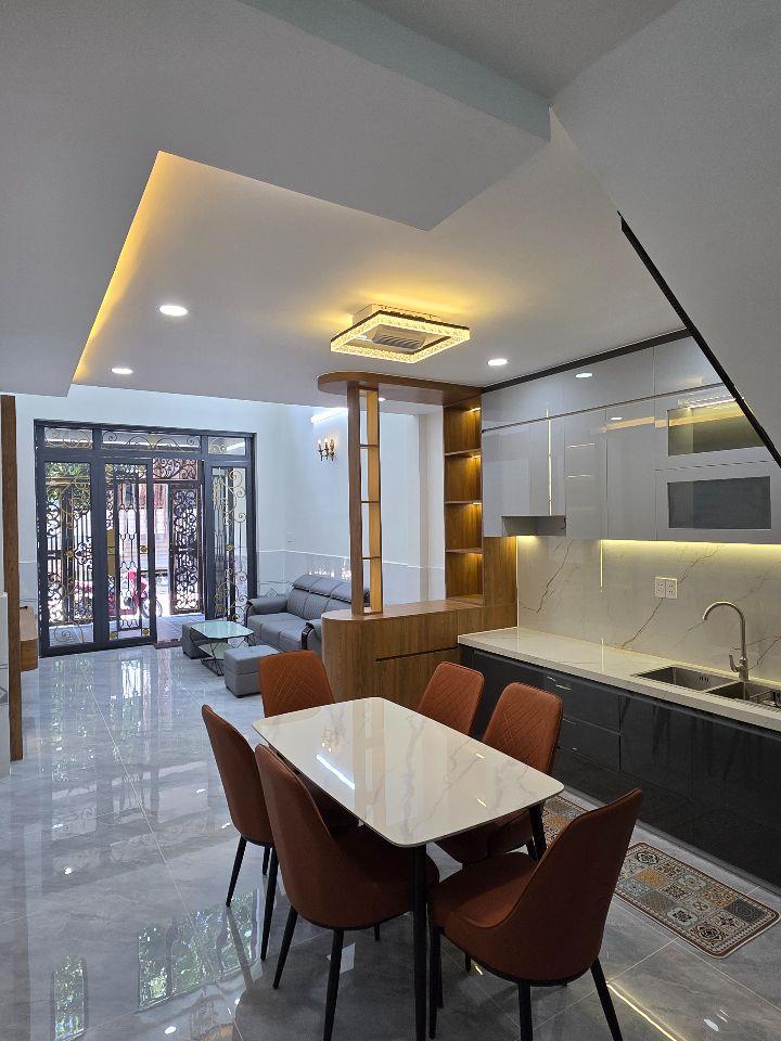 CHÍNH CHỦ CẦN BÁN NHÀ MẶT TIỀN 80M² TÂN XUÂN, SHR , 5.2 TỶ. LH:0909635789.