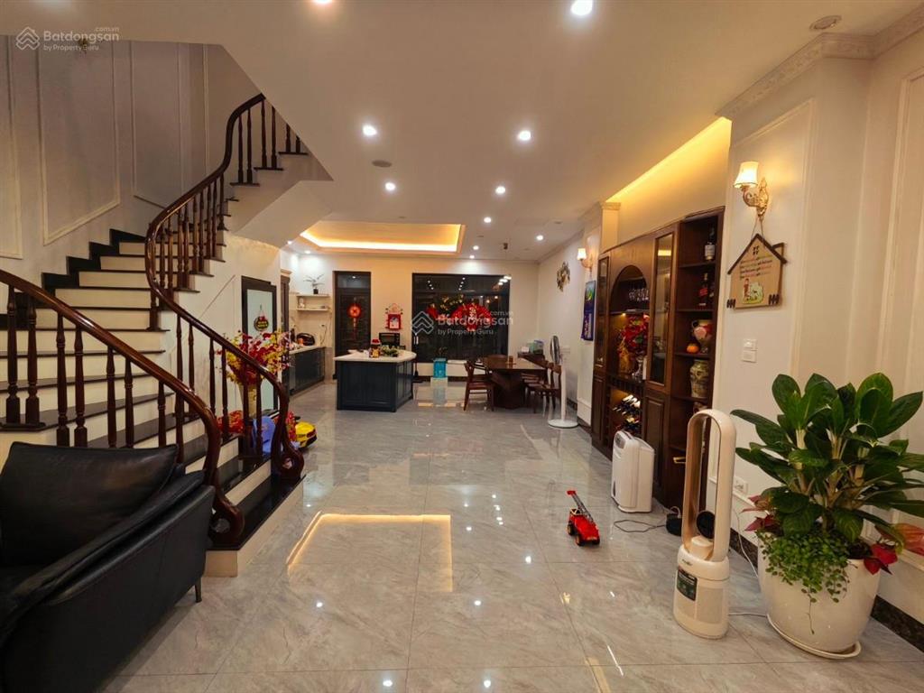 Bán liền kề geleximco lê trọng tấn 120m2 hàng xóm vin smart đi bộ ra aeon mall  chỉ nhỉnh 200tr/