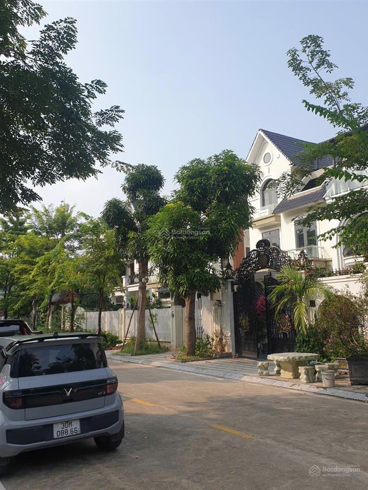 Bán biệt thự sân vườn tại khu c  geleximco