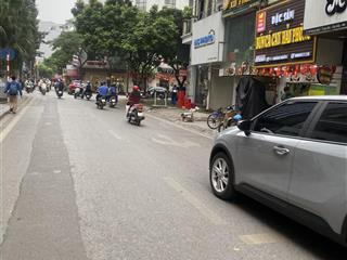 Cho thuê lô góc 3 mặt thoáng mặt phố nguyễn thị định làm cafe, ngân hàng....