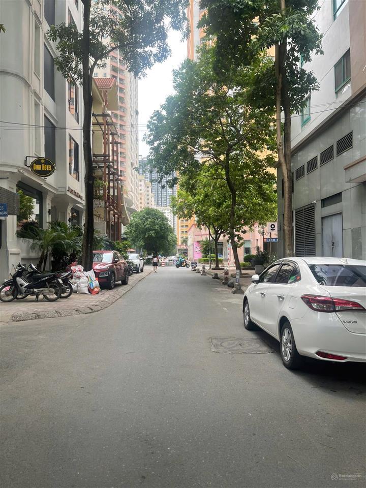 Cho thuê biệt thự liền kề hoàng ngân 120m2 5 tầng 60tr