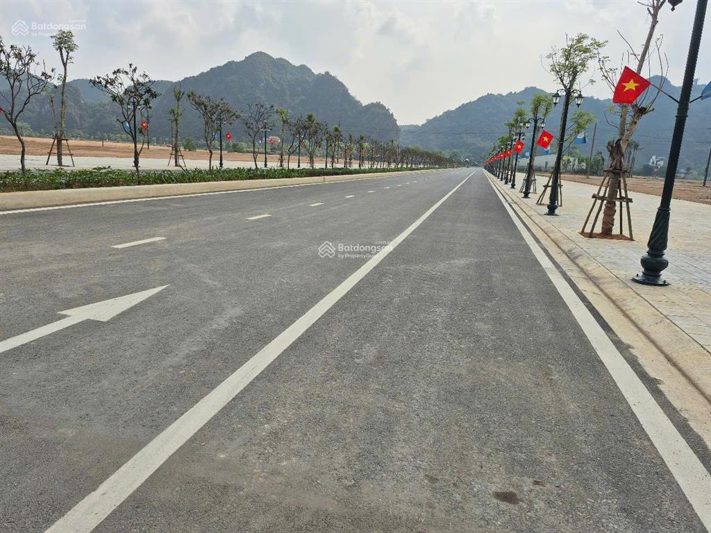 Sót lại mảnh đất hiếm có 2 mặt tiền khu du lịch tâm linh chùa tiên lạc thuỷ, hòa bình