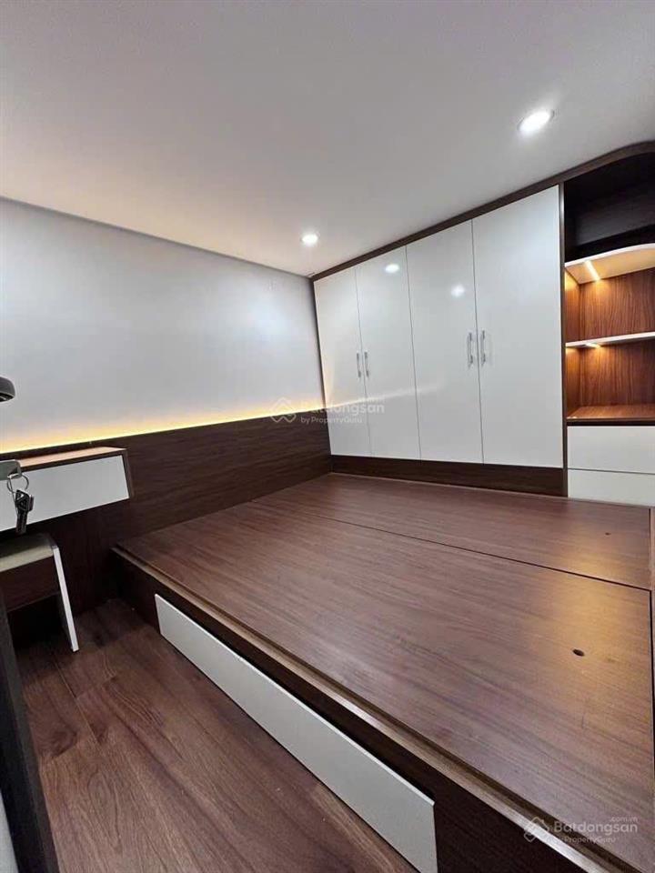 Tập thể tầng 1  sân rộng 4m  xã đàn  dtsd 60m2  không có nhà trên đầu  3.65 tỷ