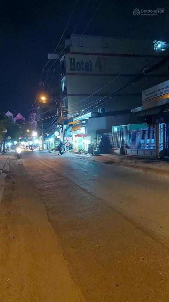 Nhà mặt tiền đường số 8, chùa nghệ sĩ, 4 x 14m, giá 9,x tỷ