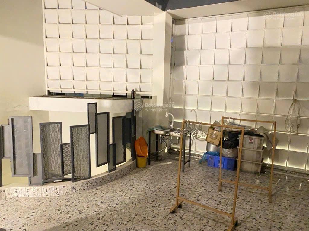 Nhà nguyễn du, chợ gò vấp , 6 x 10 m , 6,x tỷ, hẻm xe hơi