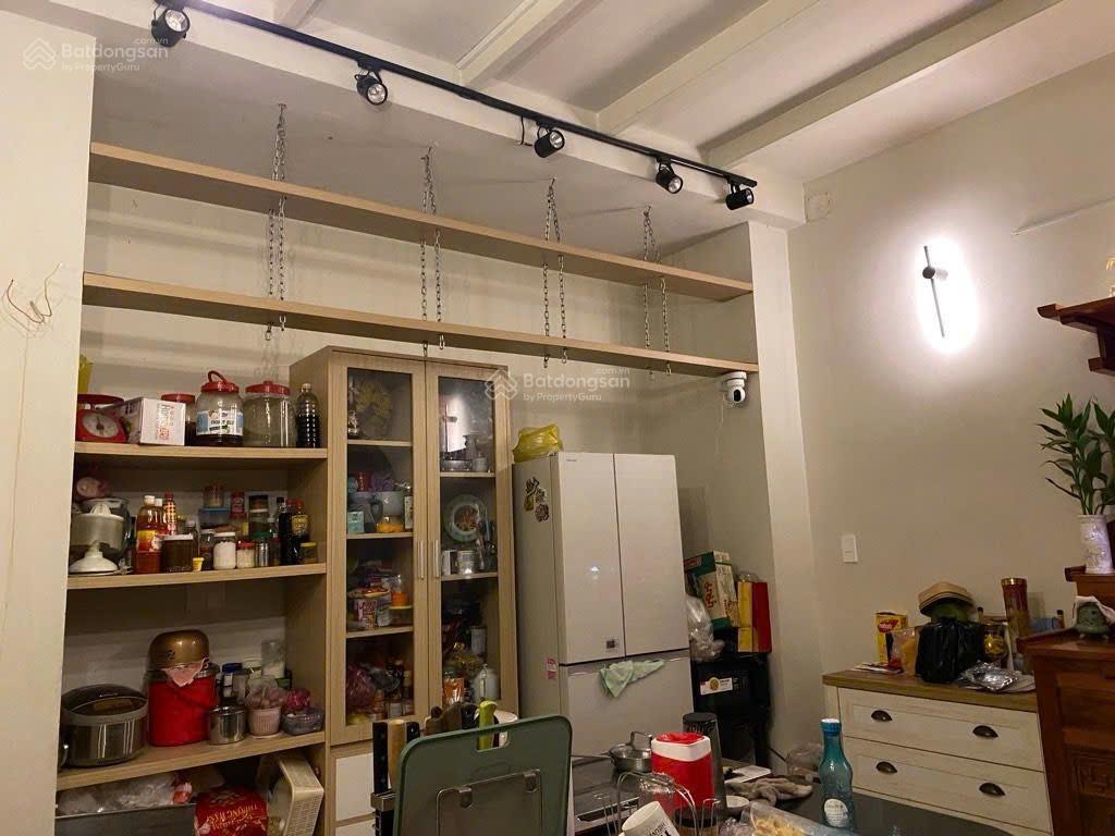 Nhà nguyễn du, chợ gò vấp , 6 x 10 m , 6,x tỷ, hẻm xe hơi