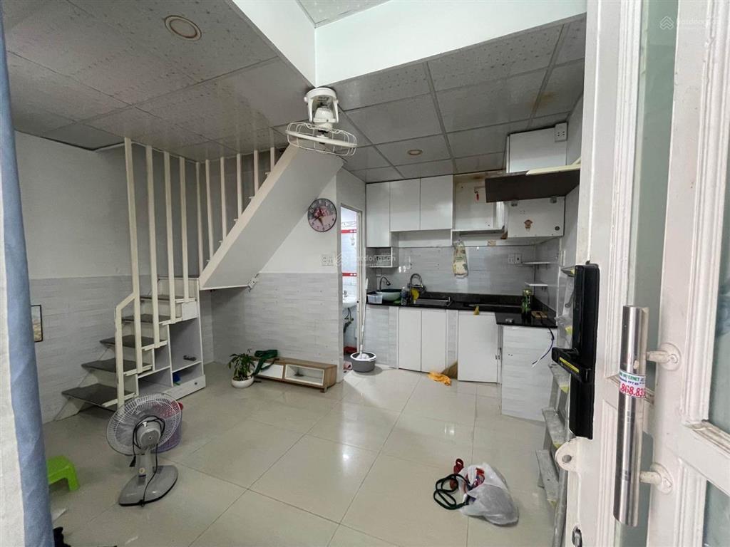 Nhà nhỏ thạnh xuân 21, q12, giá chỉ 850 triệu, bên kia lộ là gv