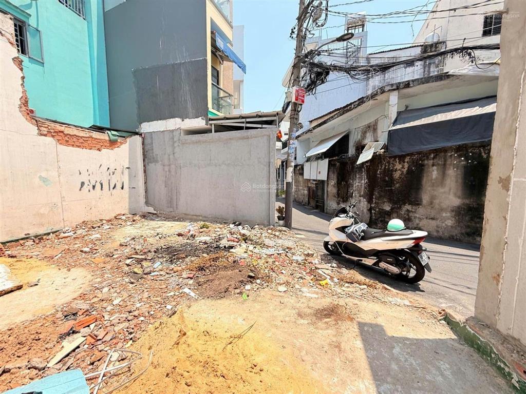 Nền thổ cư 7,5 x 8m, lê đức thọ, gần phan văn trị. giá 5,7 tỷ