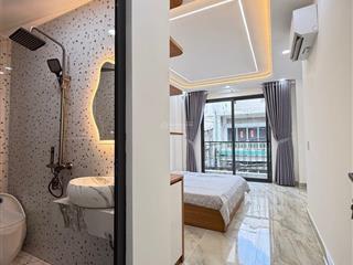 Nhà phan văn trị, ngay emart, giá 6,8 tỷ, 4 tầng