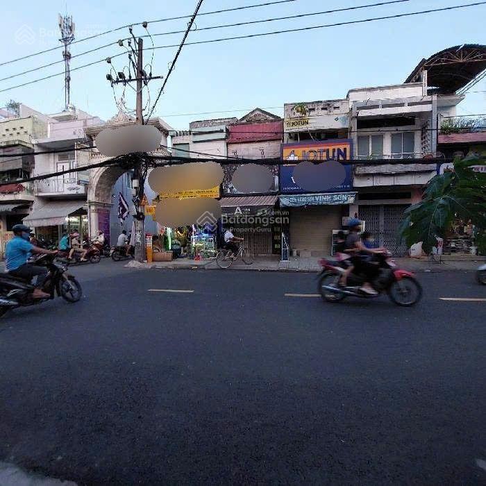 Nhà 2 mặt tiền, thống nhất, gv. 72 m2. giá 9,4 tỷ