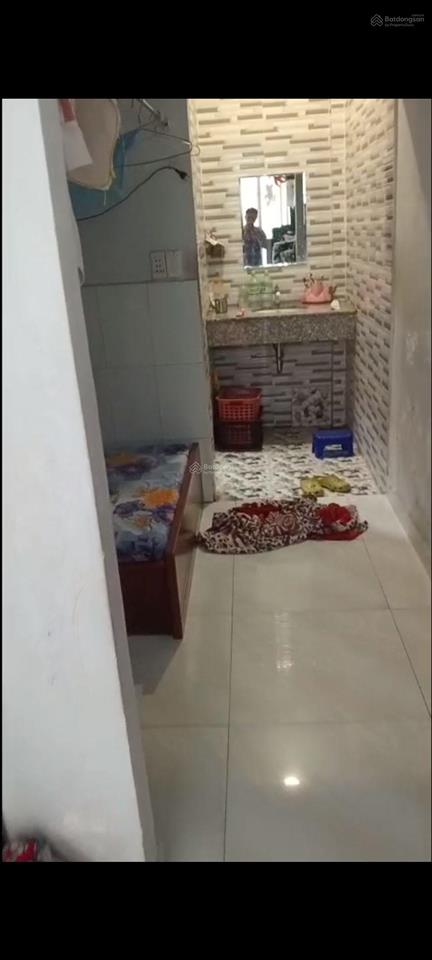 Nhà mặt tiền, chùa nghệ sĩ. 72m2. giá 6,9 tỷ