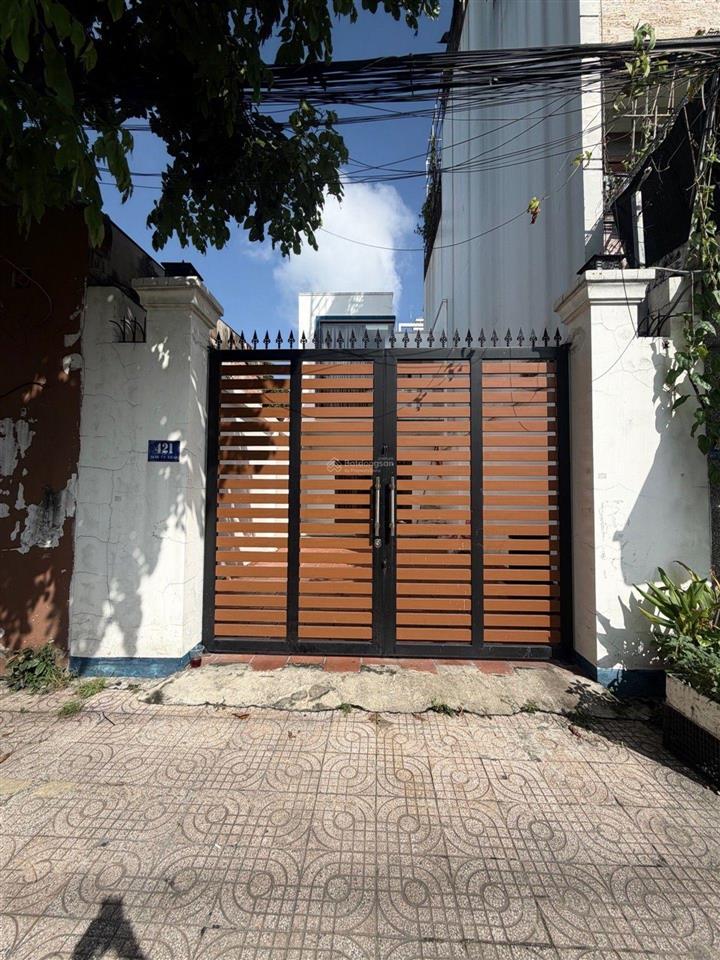 Nền nhà mặt tiền tân sơn, 146m2. đối diện sân golf tân sơn nhất, gò vấp
