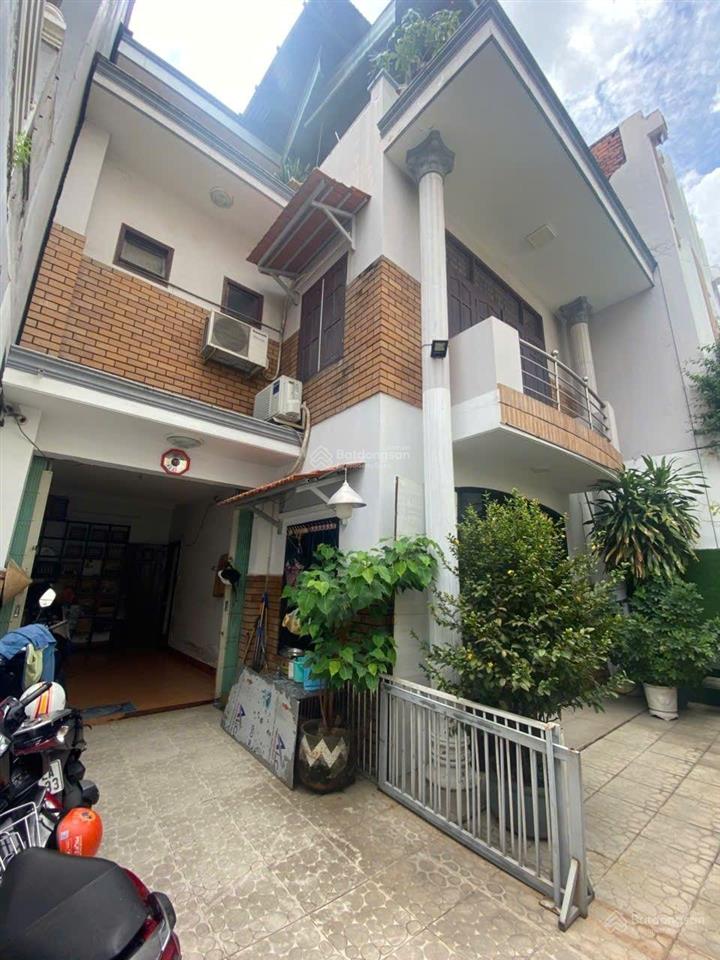 Biệt thự 8 x 16 m  3 tầng. giá 16,8 tỷ. dương quảng hàm, gv