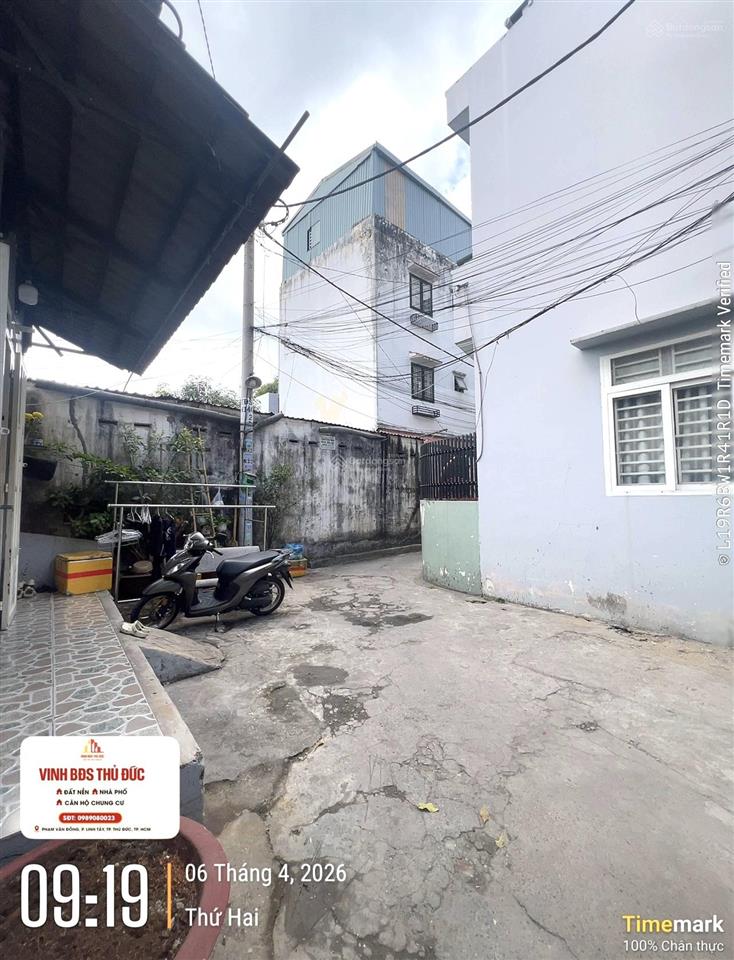 Chỉ 4,35 tỷ có nhà đẹp 2 tầng ngay sát đường linh trung  62m2  3pn  gần đh ngân hàng