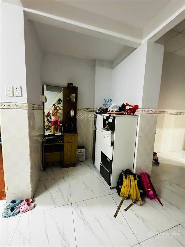 Chỉ 4,35 tỷ có nhà đẹp 2 tầng ngay sát đường linh trung  62m2  3pn  gần đh ngân hàng