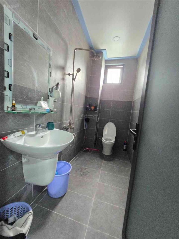 Nhà đẹp 4 tầng kdc ngay công viên linh trung  sát hoàng diệu 2  93,3 m² ngang 5,5m  giá 10,3 tỷ