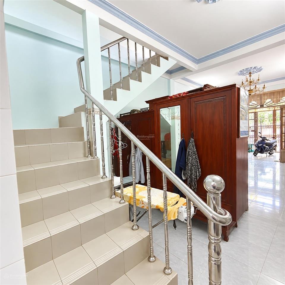 Bán nhà 2 tầng mặt tiền đường số  bình thọ  sát võ văn ngân  đường oto  giá 6,4 tỷ