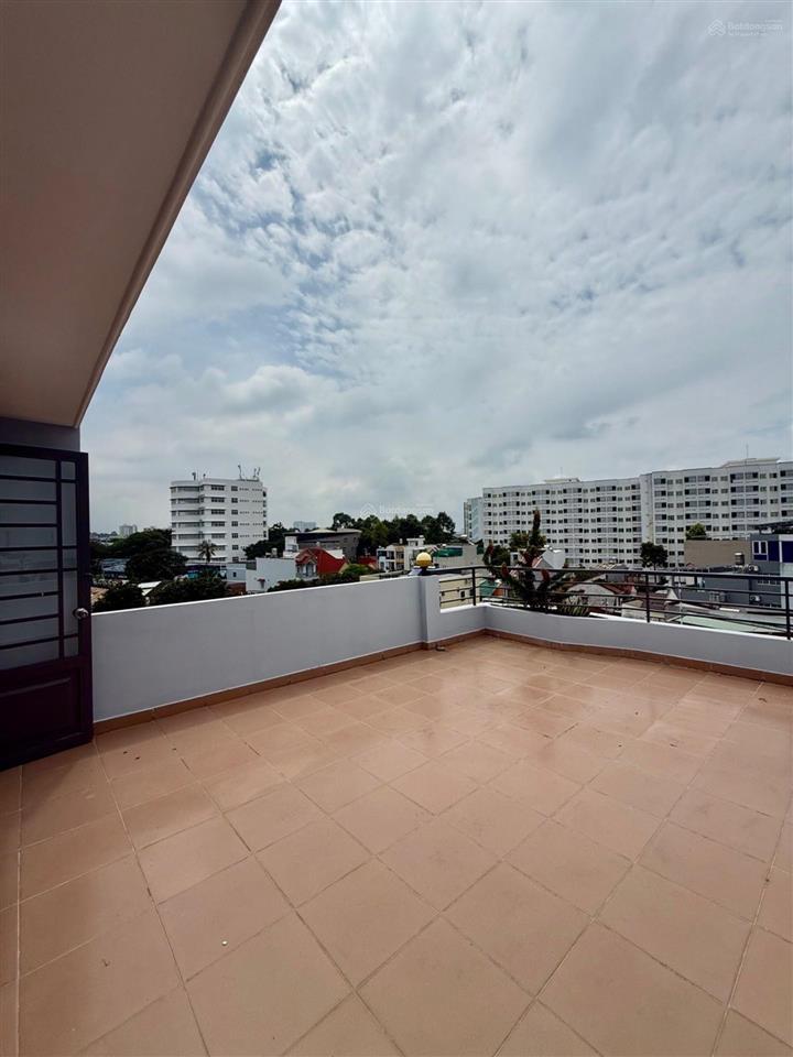 Nhà đẹp 5 tầng ngay trung tâm linh chiểu  thủ đức  hẻm xe hơi chỉ 6,45 tỷ