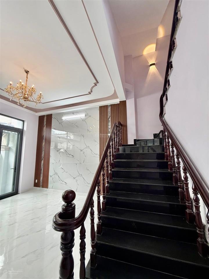 Nhà đẹp 5 tầng ngay trung tâm linh chiểu  thủ đức  hẻm xe hơi chỉ 6,45 tỷ