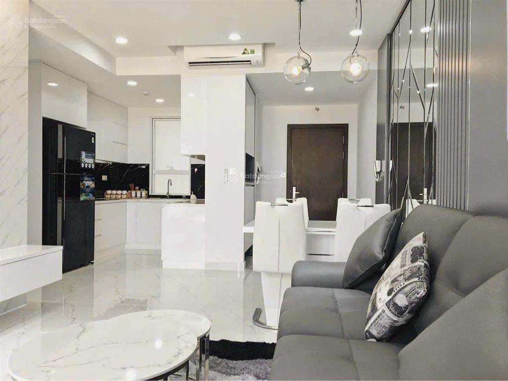 Chính chủ cho thuê gấp chcc the gold view dt 80m2, 2pn, 2wc, giá 18tr/th.  0961 663 *** (thịnh)
