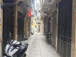 Cho thuê nhà nguyên căn tại trung tâm phường hà đông.