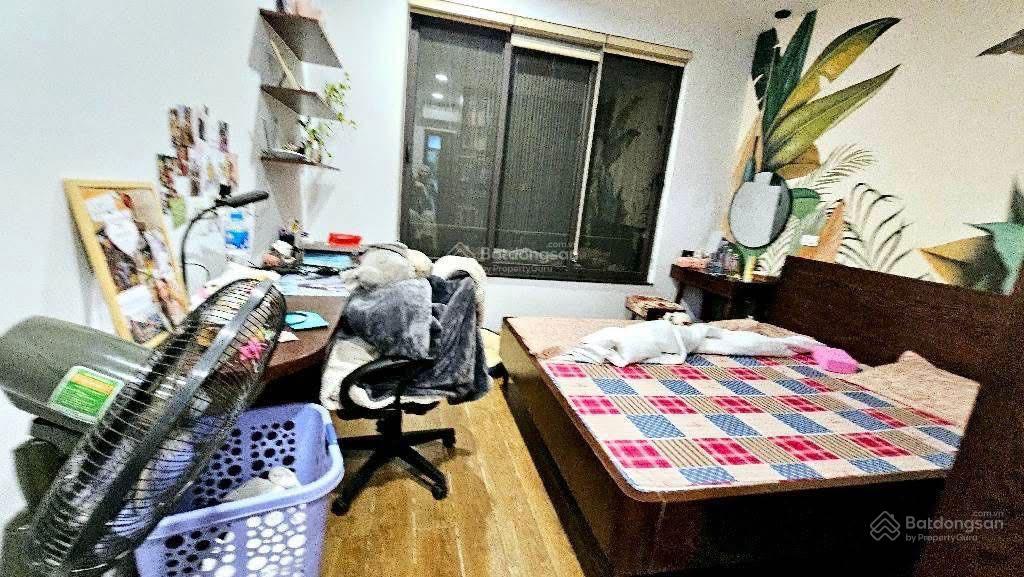 Nhà 6 tầng vạn phúc 70m2, thang máy, 20m ra phố, gần ô tô, sân cổng, 2 thoáng, về ở ngay, ảnh thật