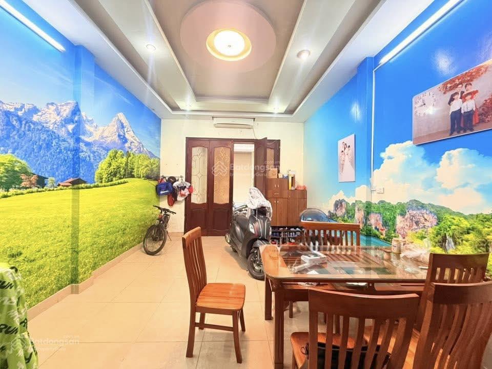 Nhà phân lô phố nguyễn chí thanh 32m*4t, mt 4.3m, ngõ 6m, ô tô tránh, 2 thoáng, kinh doanh 11.6 tỷ