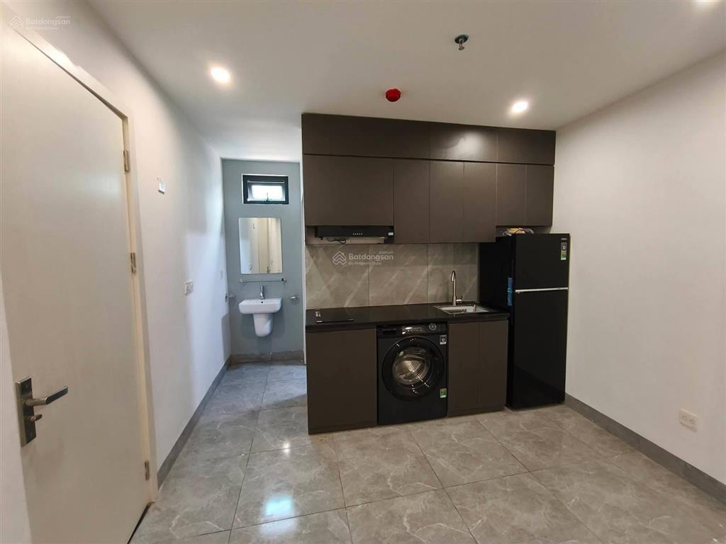 Chính chủ cho thuê chung cư 58m2, 2 phòng ngủ, 1 khách và 1 wc, full nội thất mới tinh, view thoáng