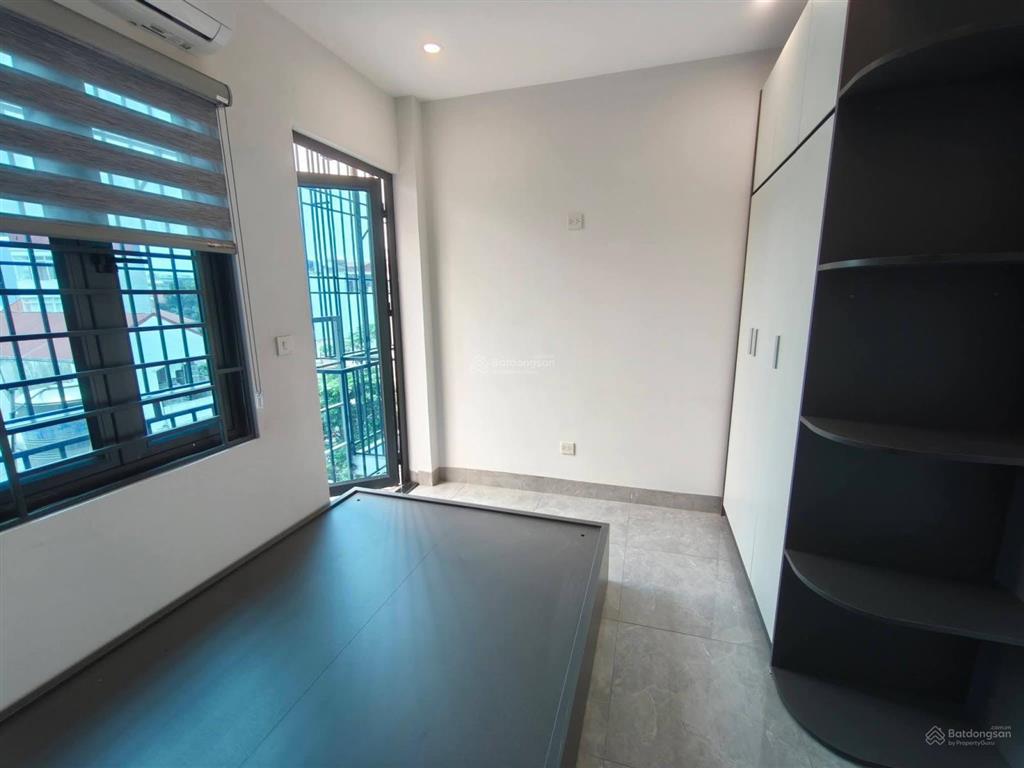 Chính chủ cho thuê chung cư 58m2, 2 phòng ngủ, 1 khách và 1 wc, full nội thất mới tinh, view thoáng