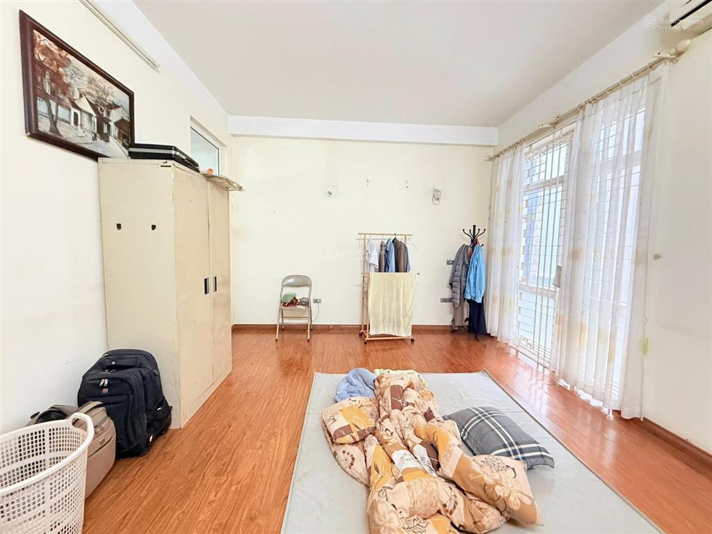 Nhà thuỵ khuê 50m*5t, mt 5m, ngõ 2.5m, đường trải nhựa, cách 30m ra phố, 2 thoáng, về ở ngay 12.5tỷ