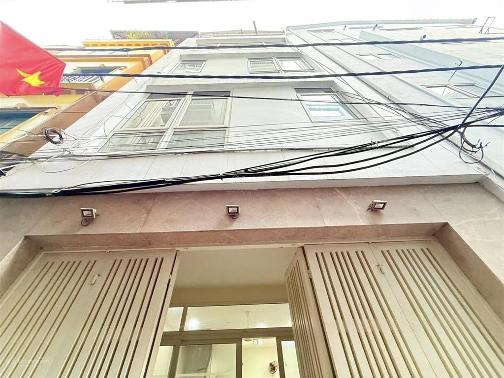 Nhà thuỵ khuê 50m*5t, mt 5m, ngõ 2.5m, đường trải nhựa, cách 30m ra phố, 2 thoáng, về ở ngay 12.5tỷ