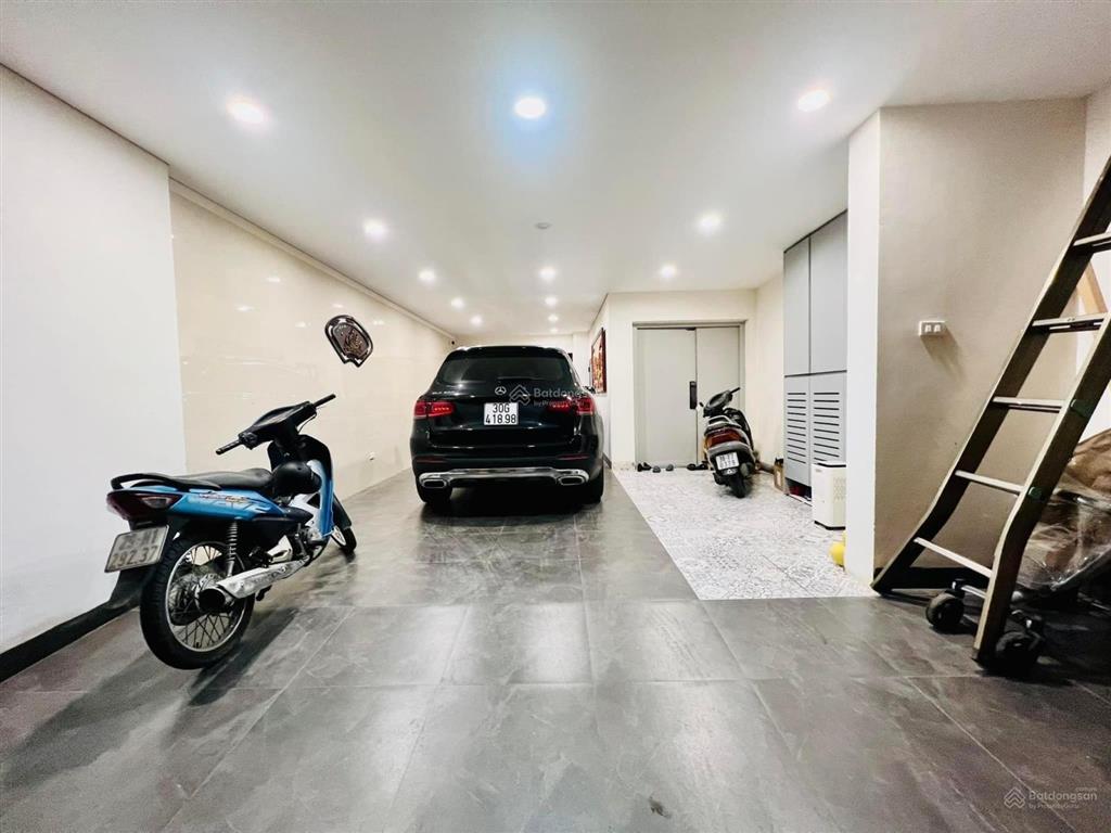 Nhà phố vạn bảo 70m2*6t, mt 6.3m, ngõ rộng 6m, ô tô tránh, thang máy ngõ thông 2 thoáng, về ở ngay